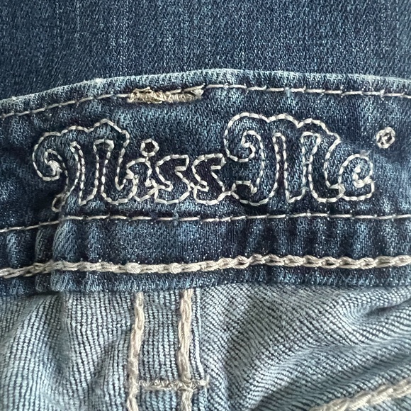 Miss Me Women's Rhinestone Signature Boot Jeans Size 28 - Picture 9 of 12